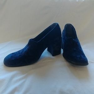Angela Vinea plush glam rock pumps